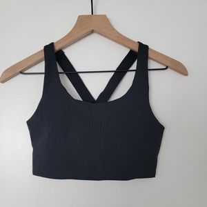 GIRLFRIEND COLLECTIVE Simone sports bra